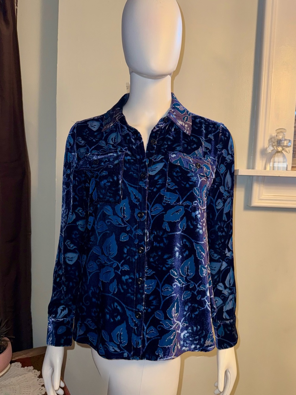 Sundance Blue Floral Velvet Button-Down Shirt